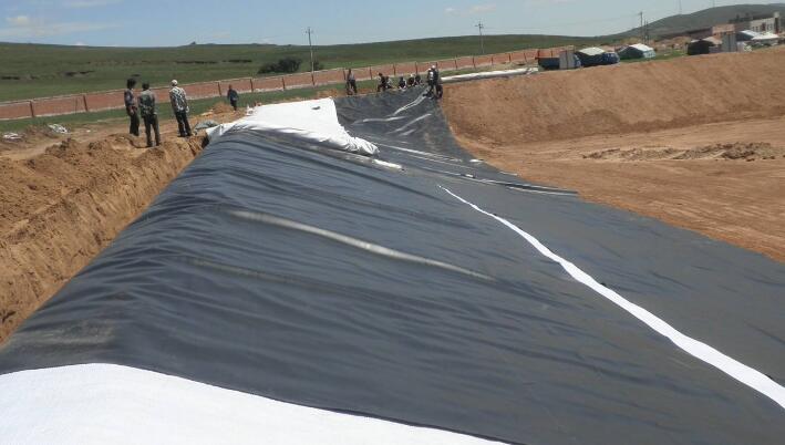 山东bat365正版唯一官网土工膜厂家介绍bat365正版唯一官网土工膜的灵活性