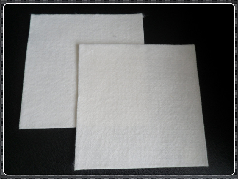 土壤颗粒会影响土工布的过滤性能吗?